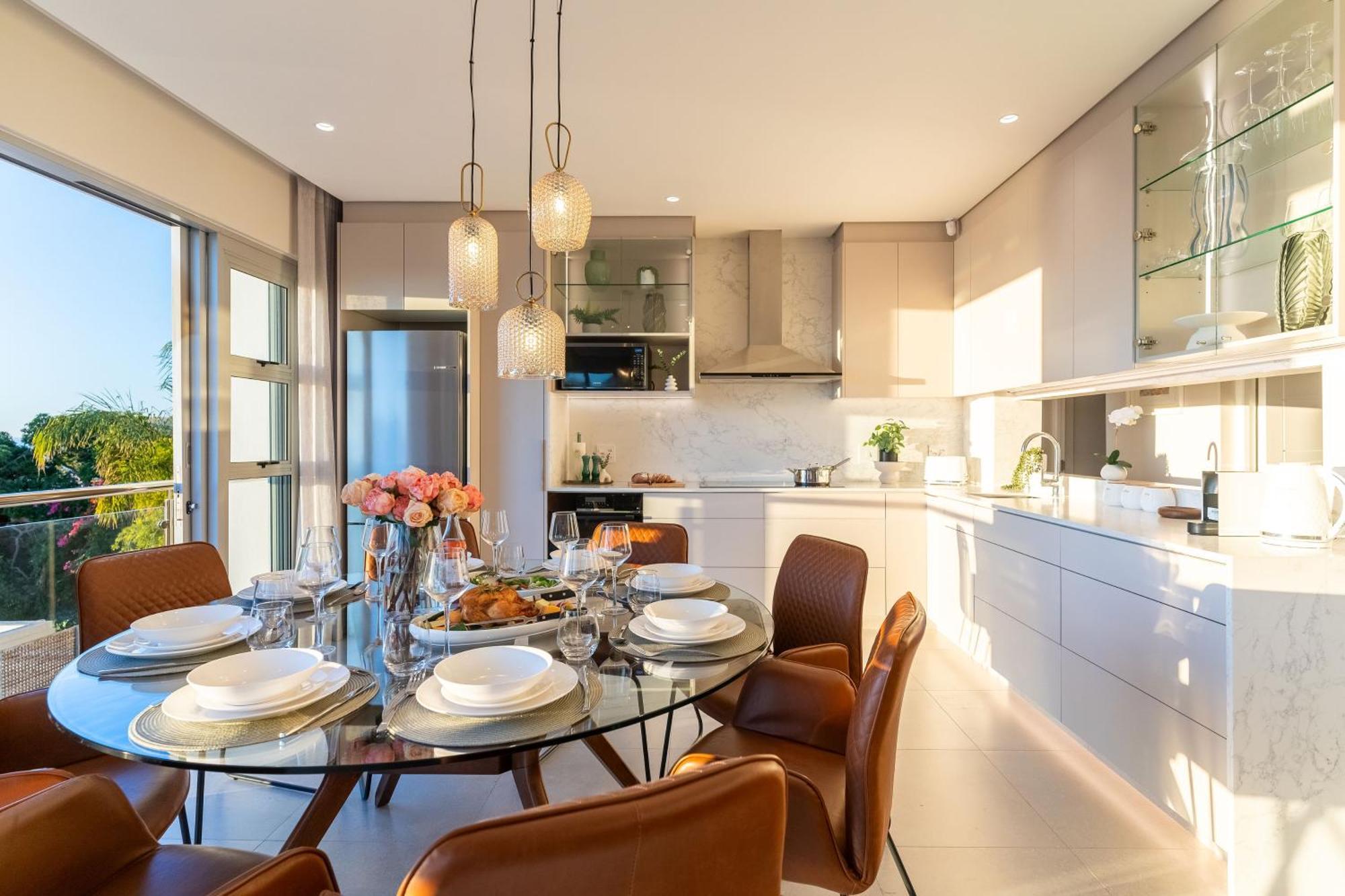 Apartment Lisburn Uno On Clifton - Lux With Ocean Views