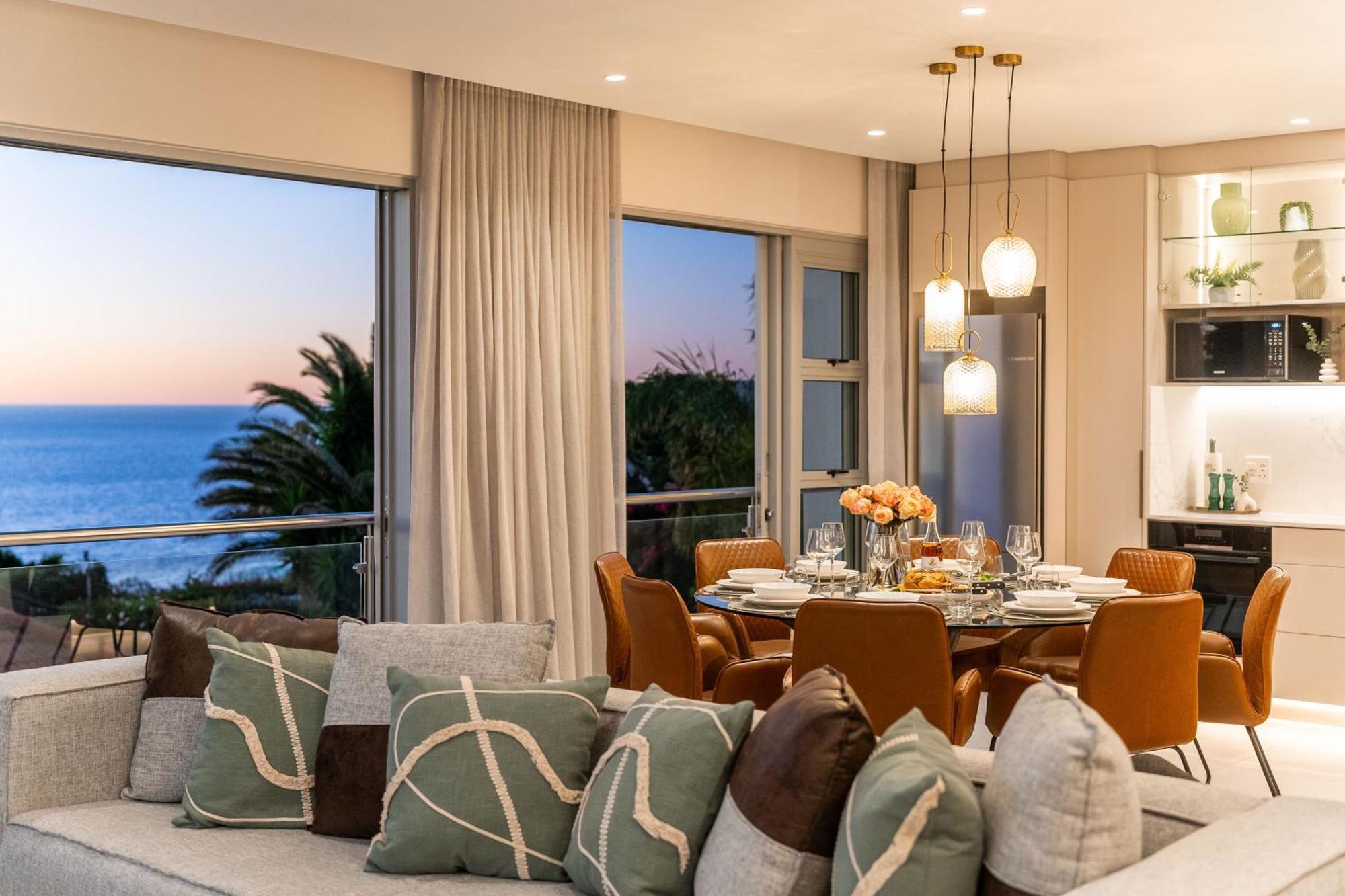 Lisburn Uno On Clifton - Lux With Ocean Views Apartment *