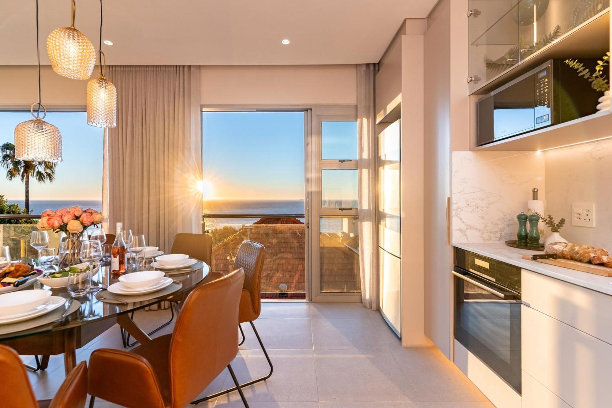 Lisburn Uno On Clifton - Lux With Ocean Views Apartment Cape Town