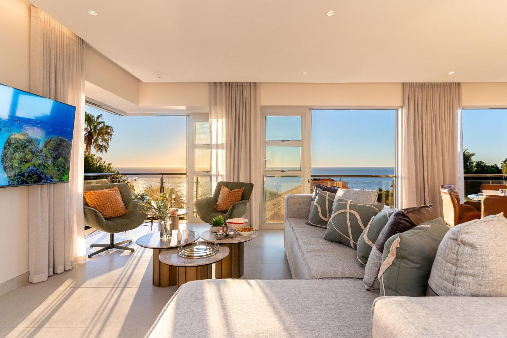 Lisburn Uno On Clifton - Lux With Ocean Views